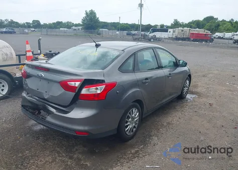 2012 Ford Focus S z USA, uszkodzony, nr VIN 1FAHP3E2XCL341862